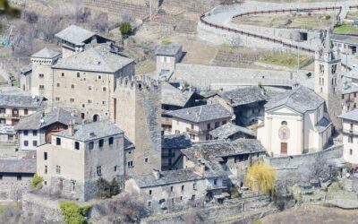Castello di Avise ed il suggestivo borgo medievale
