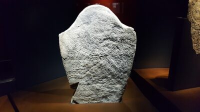 stele antropomorfa area megalitica