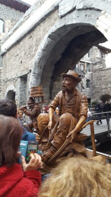 Scultura fiera di sant orso Aosta