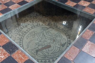 Mosaico collegiata di Sant Orso